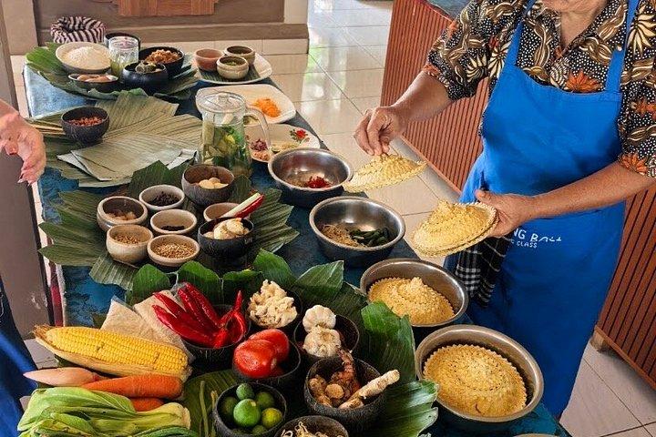 ウブド市場から食卓料理教室と地元のハーブ発見