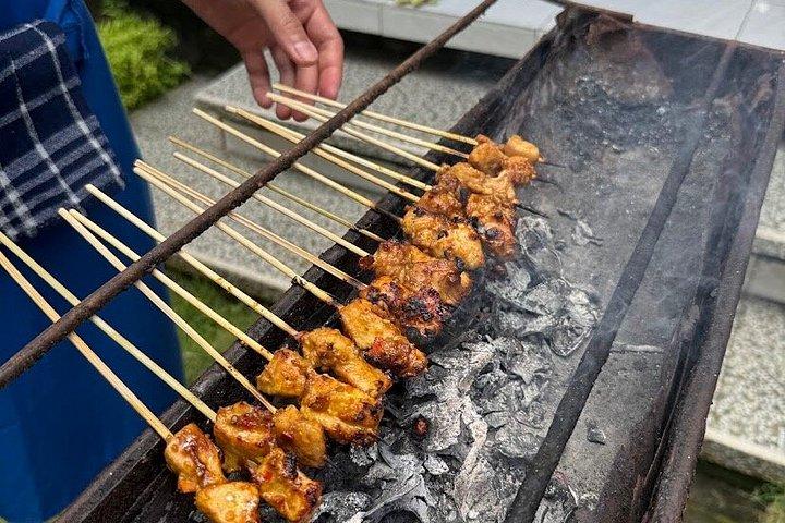 ウブド市場から食卓料理教室と地元のハーブ発見