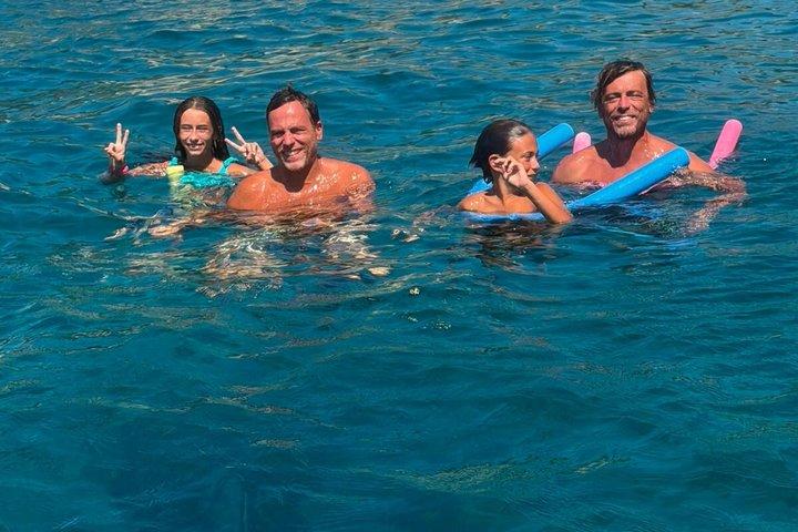 ローマからパルマローラ島とポンツァ諸島への日帰り旅行