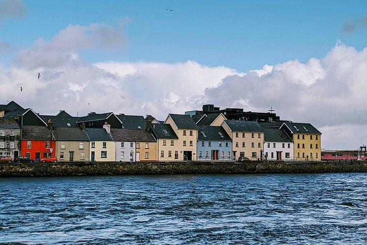 Privat tur til klippene i Moher med Ekspert Chauffør