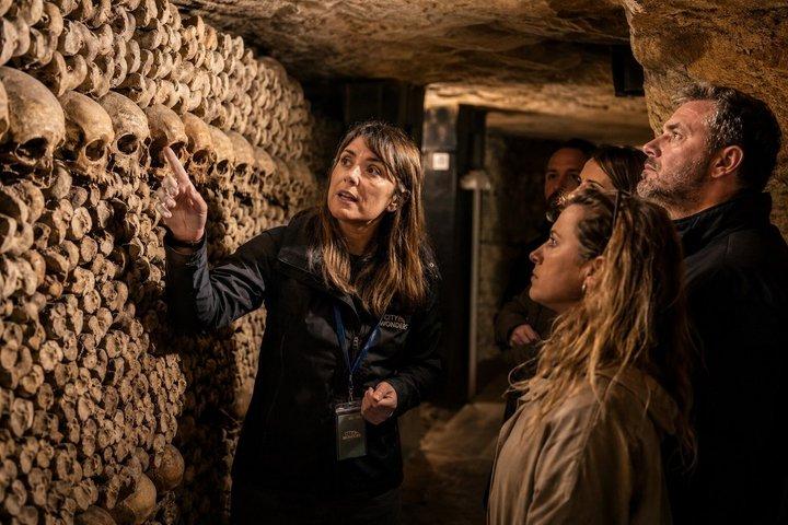 The Original Roman Crypts and Catacombs Tour with Transfers