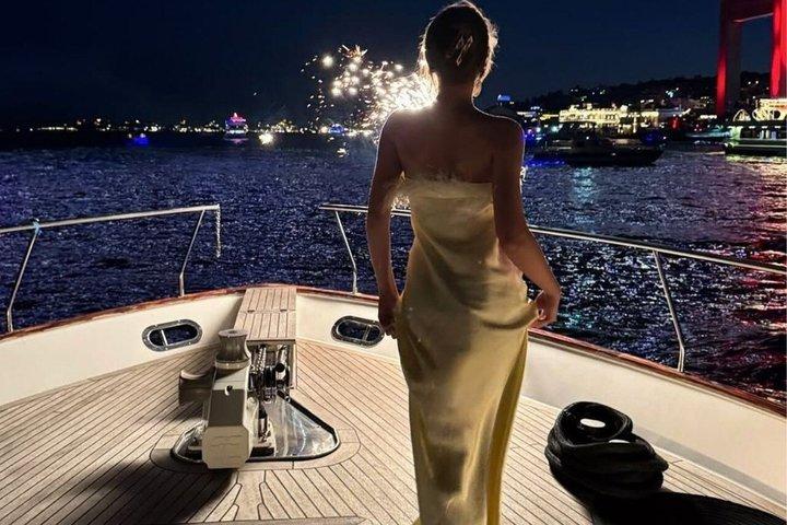 Bosphorus New Year Party Fireworks with Belly Dancer Show