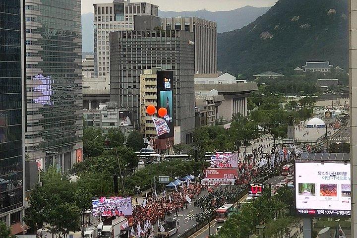 ソウルプライベートウォーク：景福宮、北村韓屋と仁王山カフェ