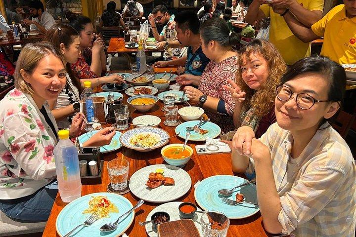 豪華タージマハル日の出ツアー（5名付）-スターマリオットランチ