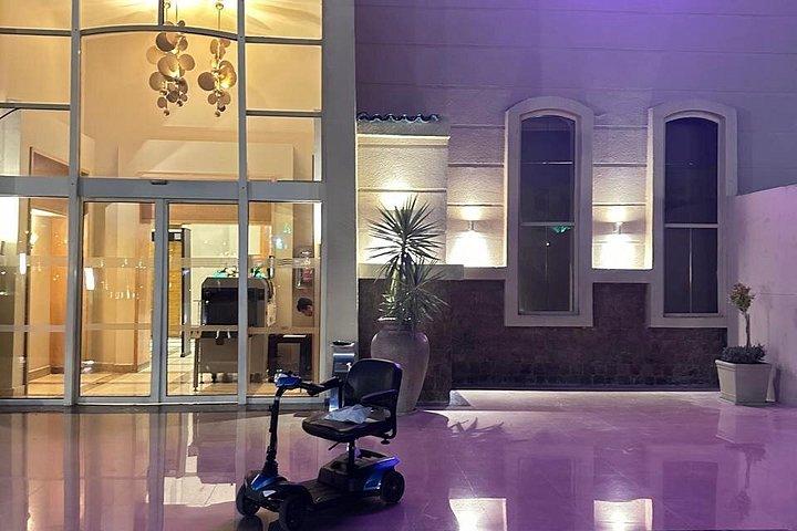 シャルムエルシェイクの折りたたみモビリティスクーターレンタル