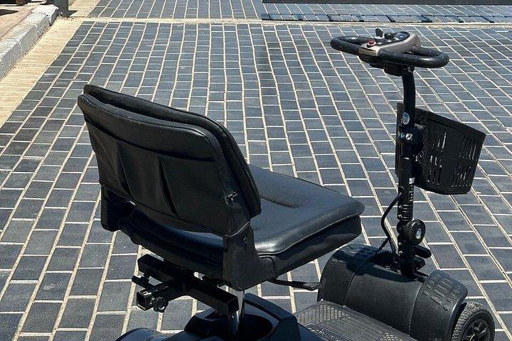 シャルムエルシェイクの折りたたみモビリティスクーターレンタル