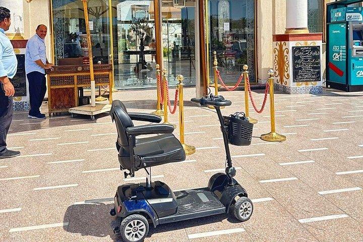 シャルムエルシェイクの折りたたみモビリティスクーターレンタル