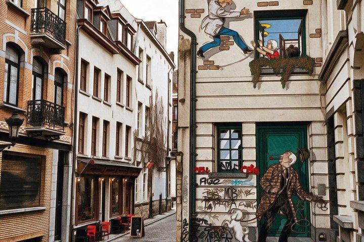 In the footsteps of the Comic Legends in Brussels with a Local