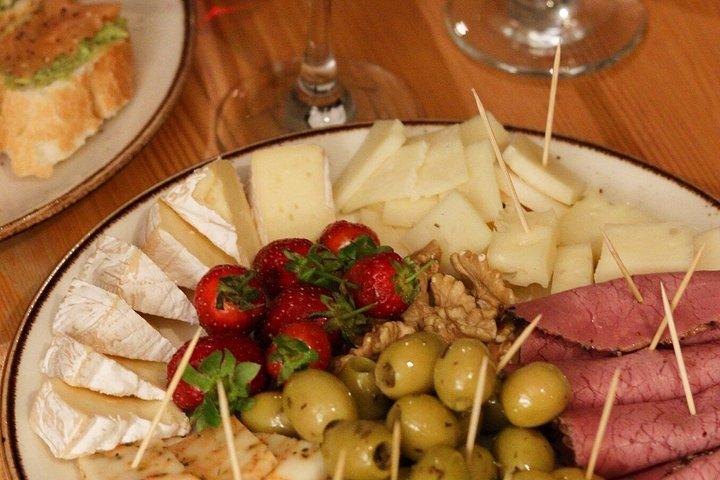 Istanbul Customizable Expert Guided Tour With Syriac Wine Tasting