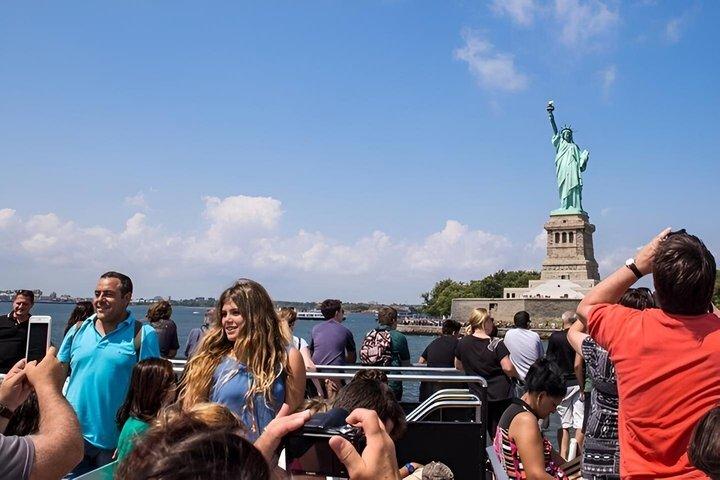 Freiheitsstatue NYC Bootstour