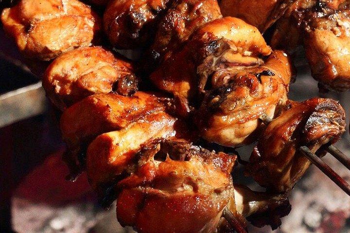 ディナー/ランチの食事体験 肉食レストランと交通機関