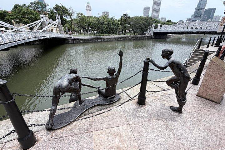 シンガポール植民地時代と倫理地区バス＆ウォーキングツアー