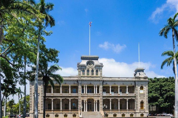 Honolulu Scavenger Hunt & Highlights Self-Guided Walking Tour