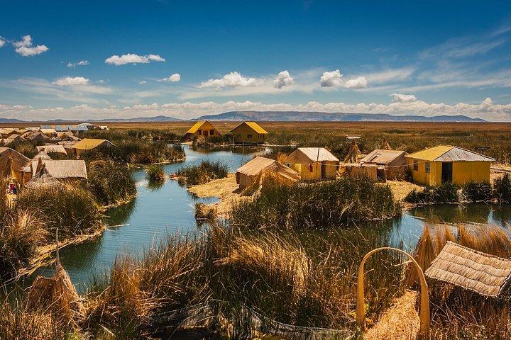 クスコ発スカイグランピング付きチチカカ湖3日間ツアー