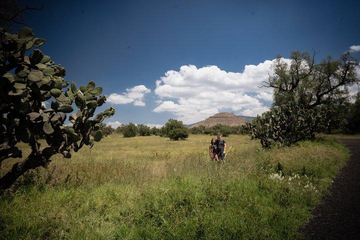 Teotihuacan 3 Pyramids Tour + Hotel Pick Up + Lunch at La Gruta