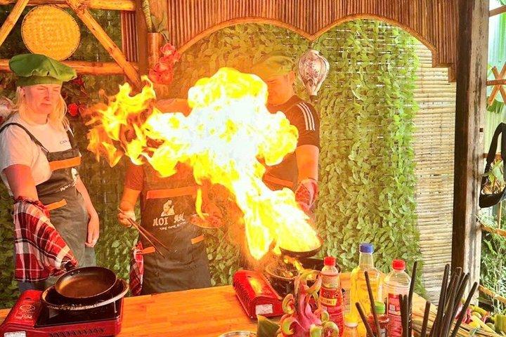 Hoi An Riverside Cooking Class(Local market,Basket Boat,Fishing)