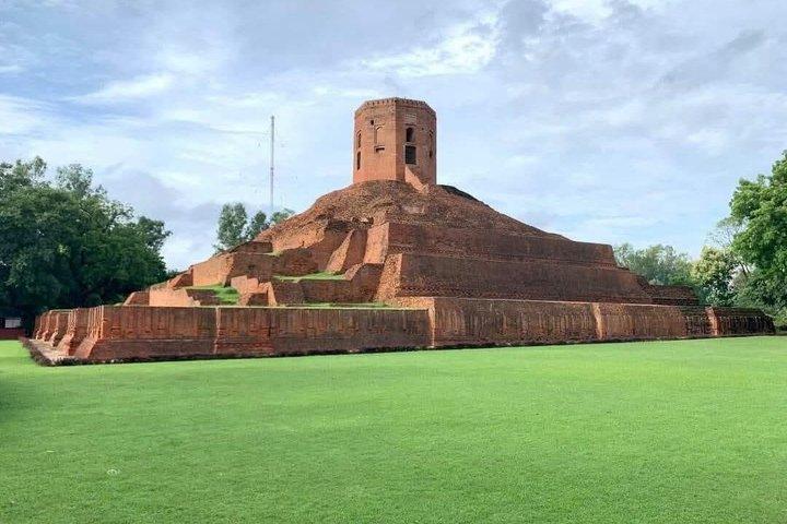 Sarnath and Varanasi Private Day Tour from Bodhgaya with Return