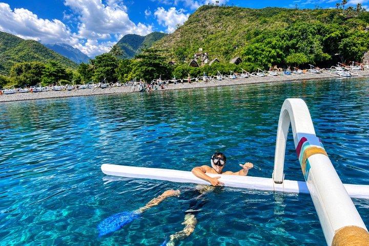 Bali Amed 4 Snorkeling : Turtle Point e Tempio Sottomarino