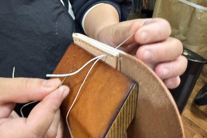 Tokyo: Make a Mini Wallet For Beginners/ Leather craft/ By Hand