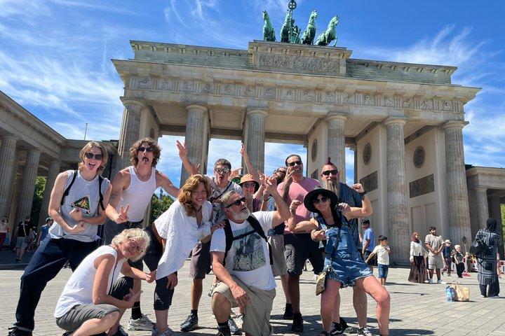 Rude Bastards rundtur i Berlin: Inga murar - Inga krig – Inga nazister