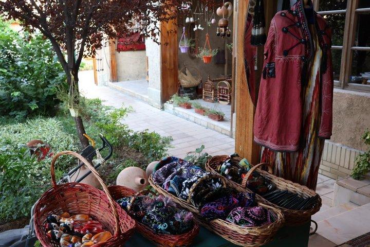 タシュケント：ウズベキスタン文化・陶芸体験ワークショップ