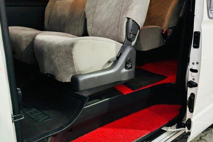 Sri Lanka : Colombo Airport Driver Car Private Transfer