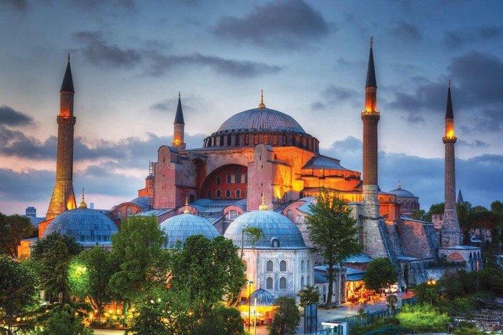 Istanbul Jewels: Old City Experience with Airport Transfer