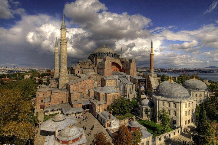 Istanbul Dream: Old City, Ottoman Markets Tour & Whirling Dervish