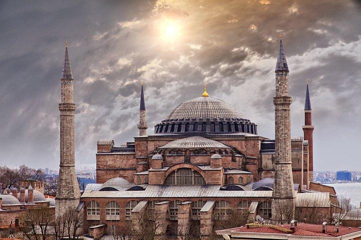 Istanbul Dream: Old City, Ottoman Markets Tour & Whirling Dervish