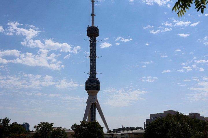 タシュケント：ガイド付き4時間のフードツアーとメトロの旅