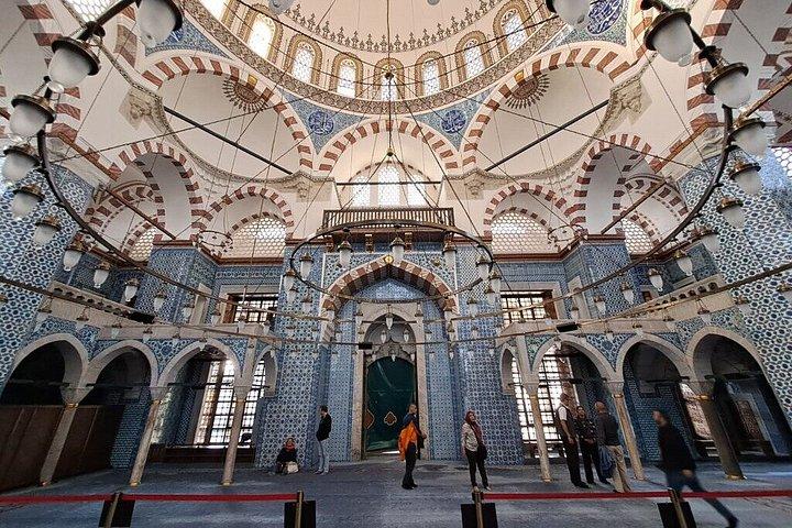 Istanbul Dream: Old City, Ottoman Markets Tour & Whirling Dervish