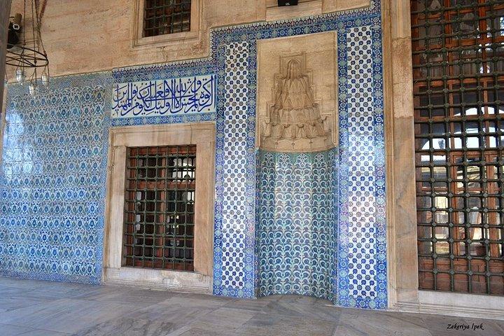 Istanbul Dream: Old City, Ottoman Markets Tour & Whirling Dervish