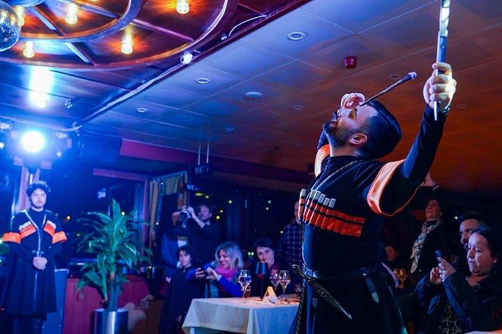 Istanbul Bosporen Middagskryssning & Turkisk nattshow