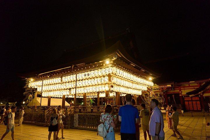 祇園ナイトツアー：芸妓と舞妓の物語