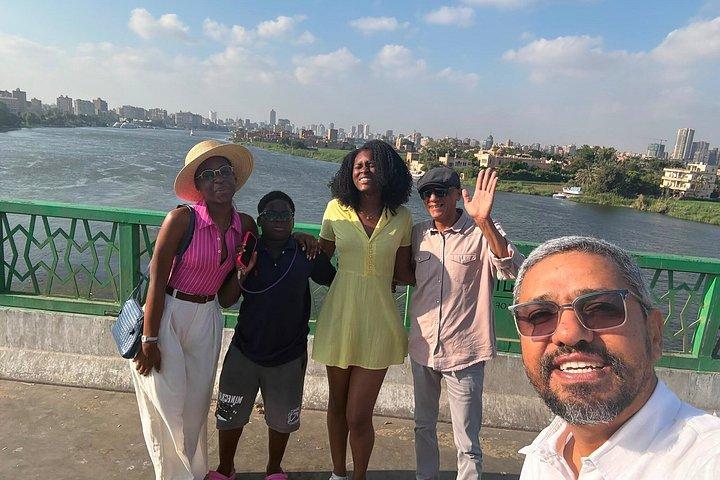 ギザのピラミッドと博物館への海岸小旅行