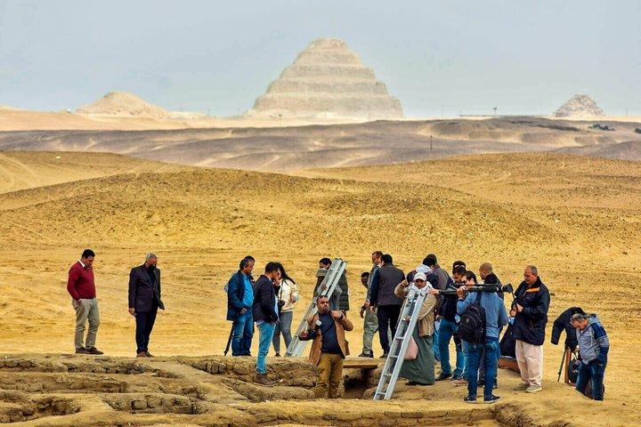 Saqqara Pyramids and Authentic Egyptian Cooking Experience