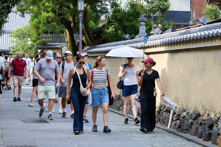 Kyoto Gion & Higashiyama Historical Walking Tour