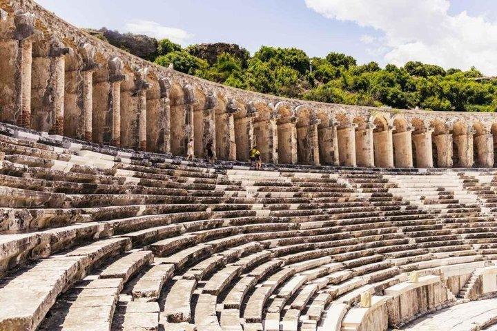 Perge, Aspendos, Side & Kurşunlu Tour with Lunch