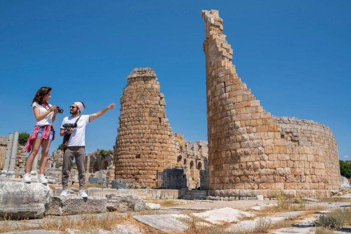 Perge, Aspendos, Side & Kurşunlu Tour with Lunch