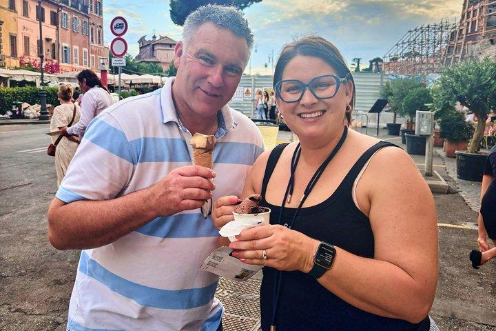 古代ローマの中心部でのパスタ、ピザ、ジェラートのグルメ ツアー
