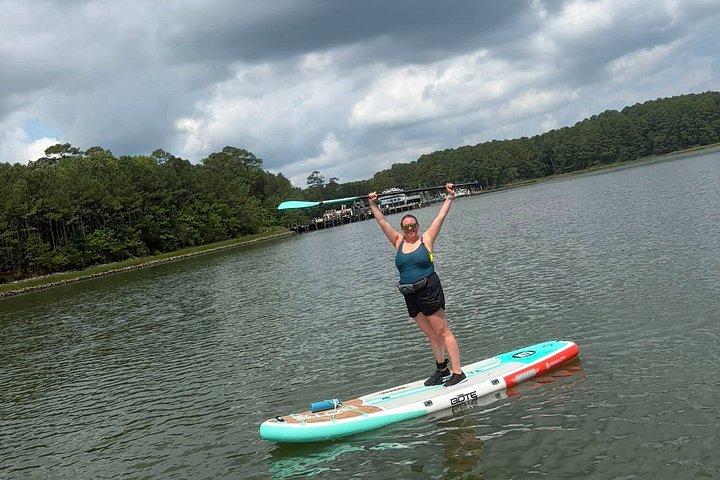 Beginner Friendly Stand Up Paddleboarding Class in Virginia Beach