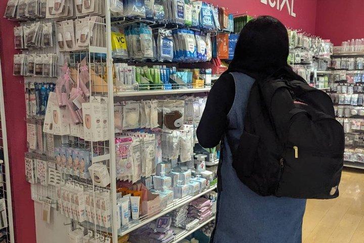 渋谷でカスタマイズされたお土産ショッピング