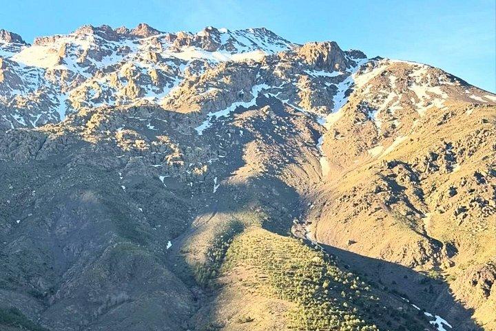 アトラス山脈と3つの谷のランチプライベートツアー - マラケシュ