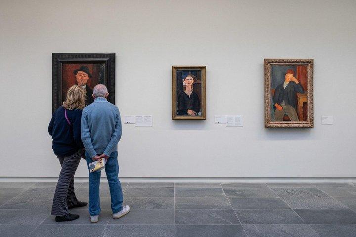オルジェリー美術館 パリ チケット オプションのオーディオクルーズまたはバス