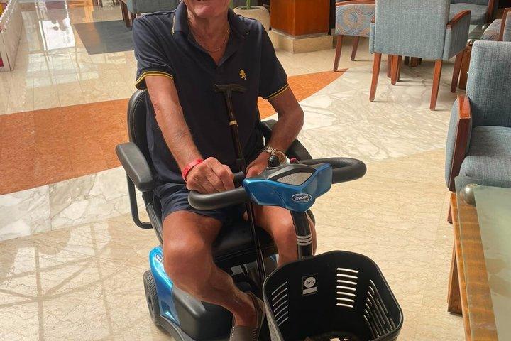 シャルム・エル・シェイクの電動車いすレンタル