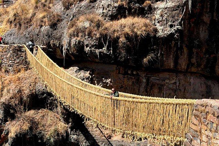 ケスワチャカ-最後のインカ橋へのプライベート日帰り旅行