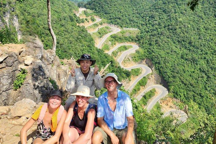 Cao Bang: Loop Tour 3 Days 2 Nights with Local Guide