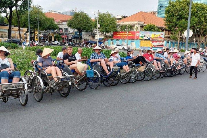 ランチまたはディナー体験付きホーチミン・シティ・シクロライド
