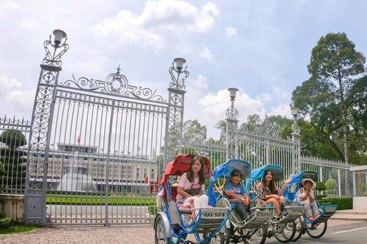 ランチまたはディナー体験付きホーチミン・シティ・シクロライド