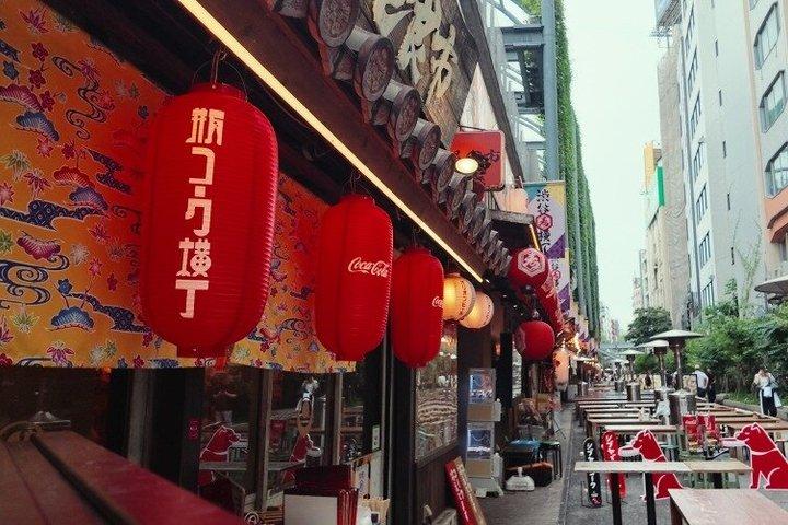 東京 : プライベート渋谷交差点＆ハチ公散策ツアー